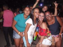 Oktober 10 Anos